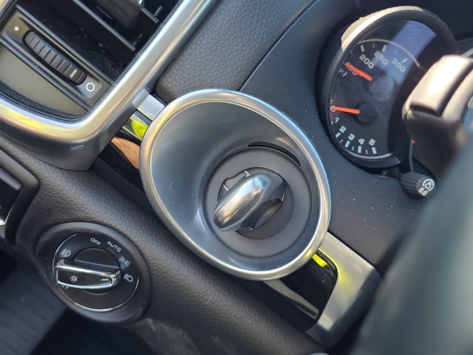 2017 Porsche Cayenne Platinum Edition AWD