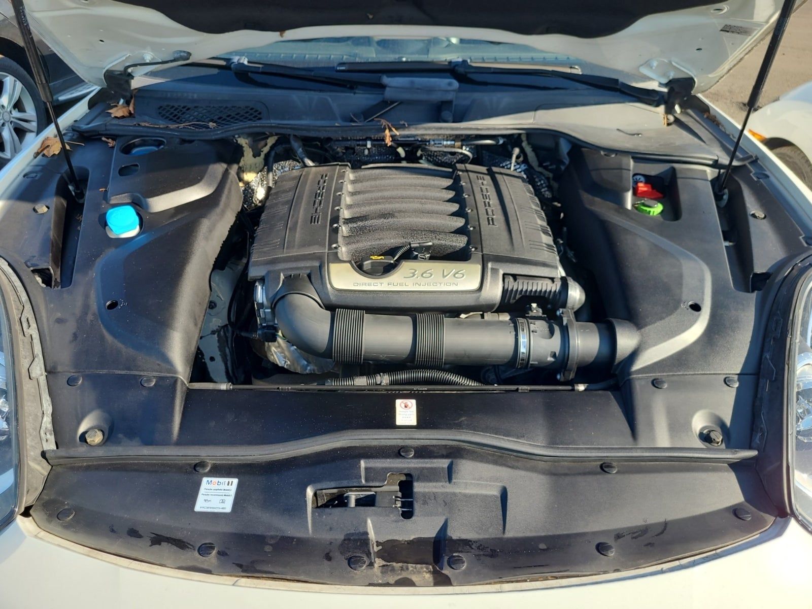 2017 Porsche Cayenne Platinum Edition AWD