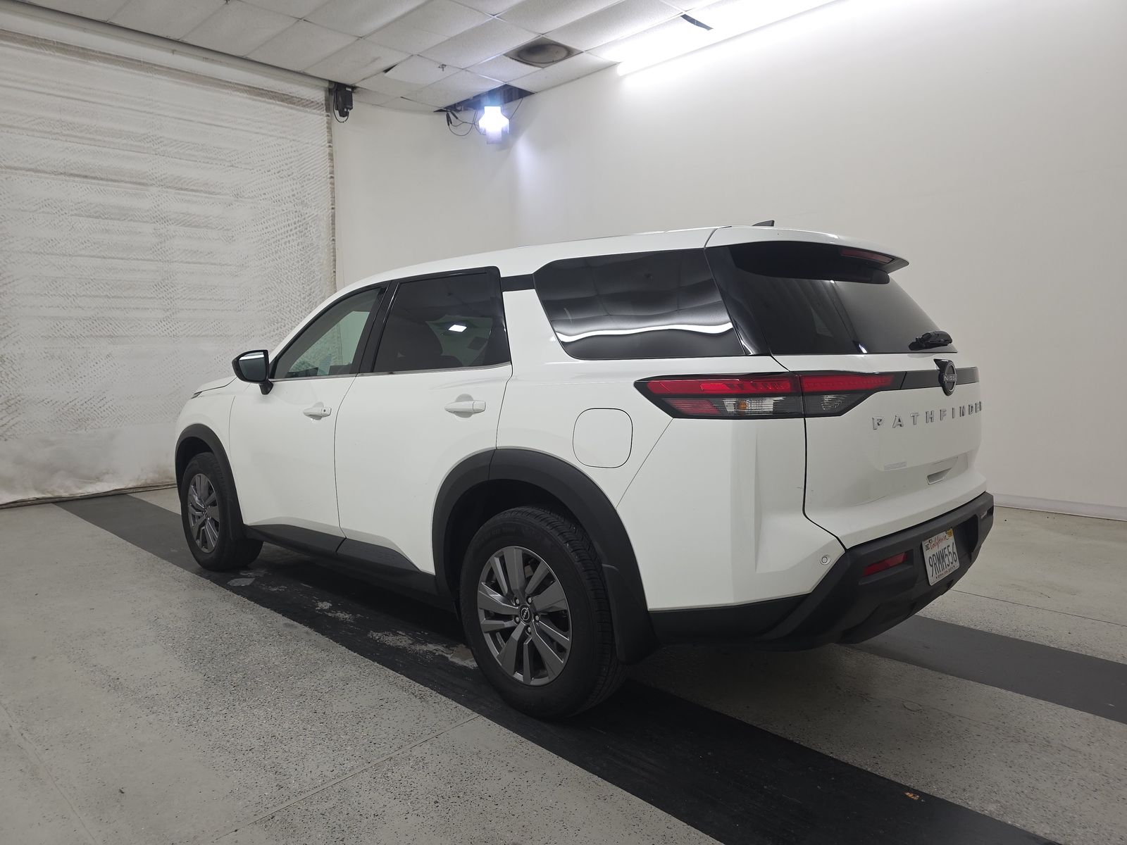 2024 Nissan Pathfinder S FWD