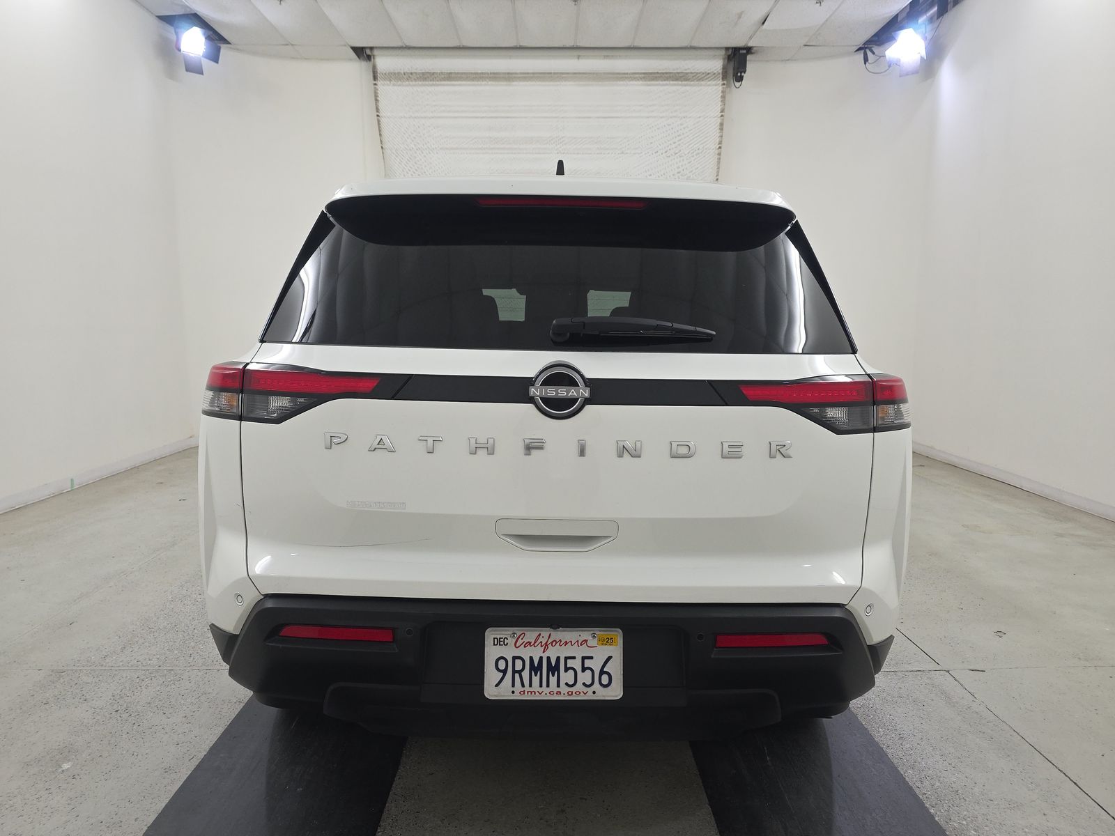 2024 Nissan Pathfinder S FWD