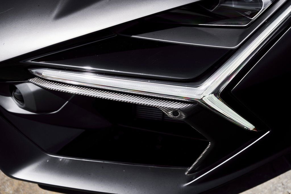 2025 Lamborghini Revuelto Base AWD