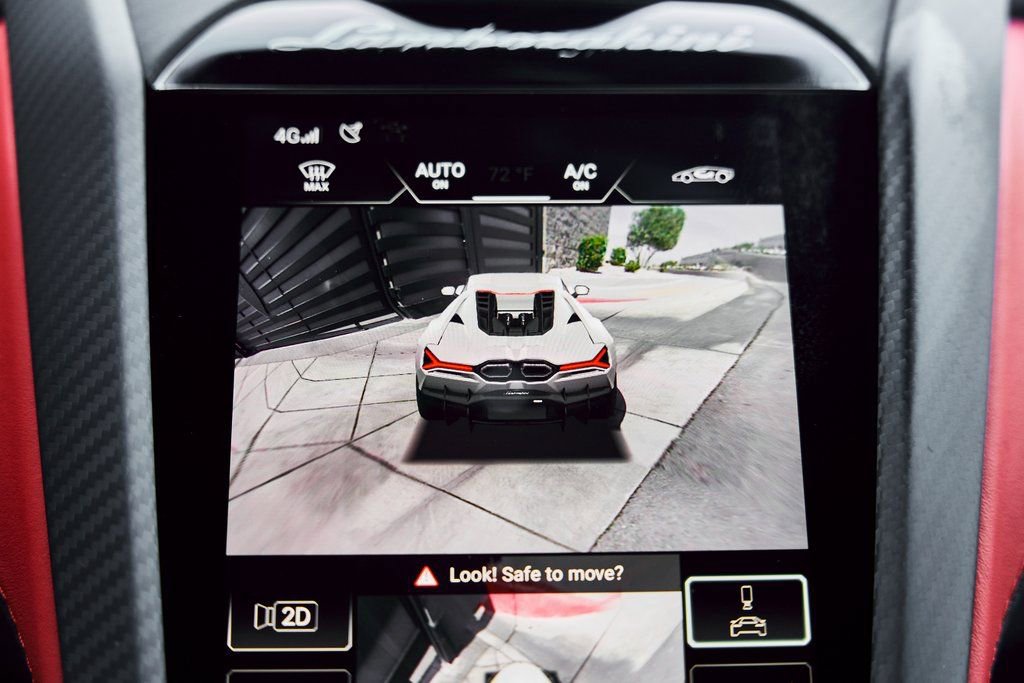 2025 Lamborghini Revuelto Base AWD