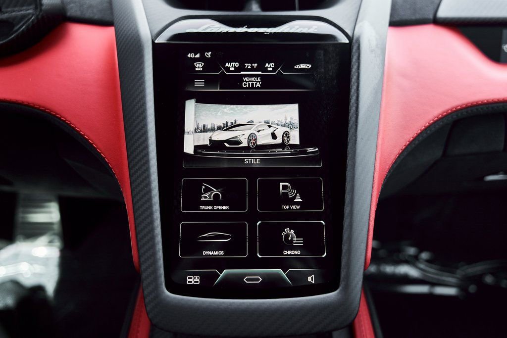 2025 Lamborghini Revuelto Base AWD