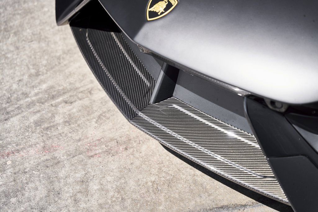 2025 Lamborghini Revuelto Base AWD