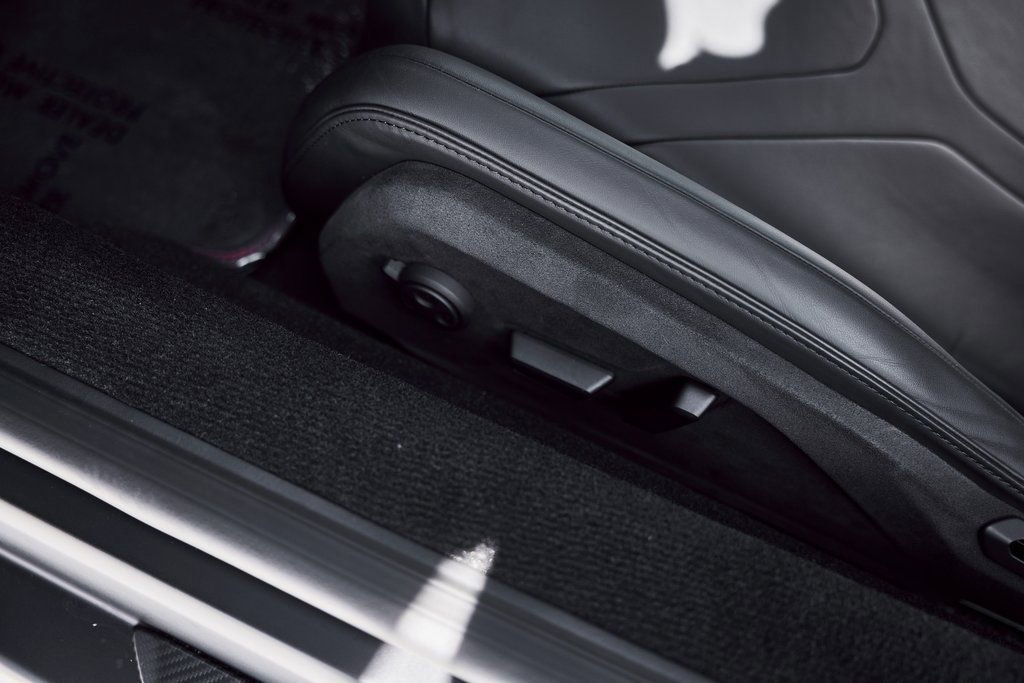 2025 Lamborghini Revuelto Base AWD