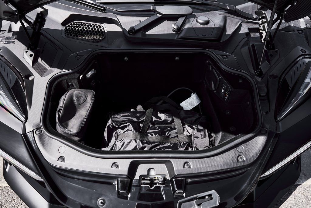 2025 Lamborghini Revuelto Base AWD