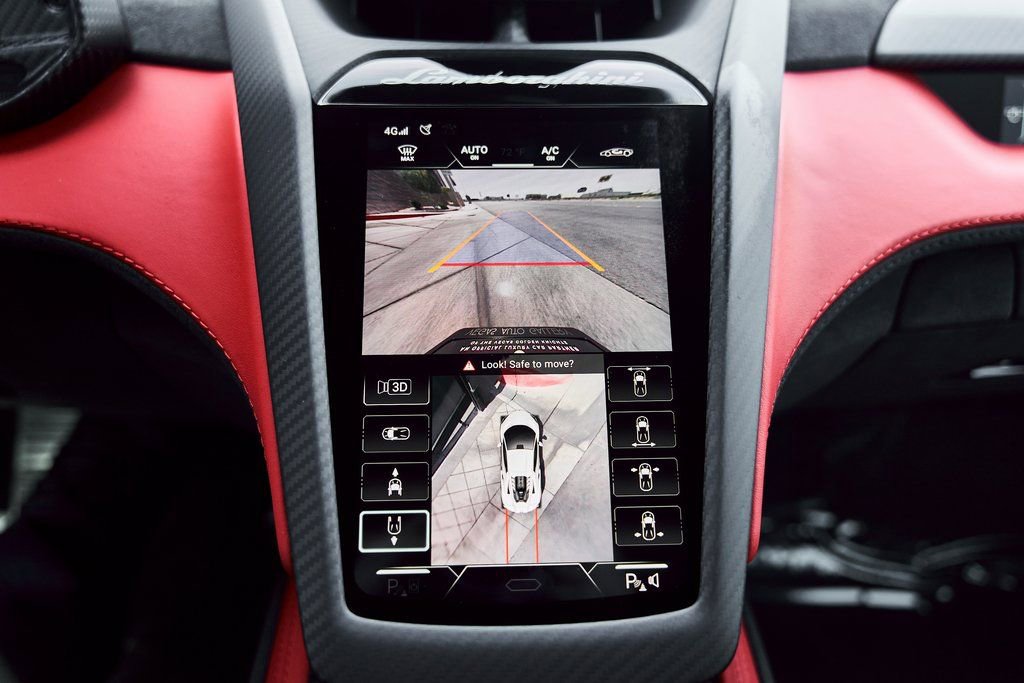 2025 Lamborghini Revuelto Base AWD