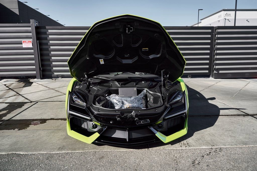 2025 Lamborghini Revuelto Base AWD