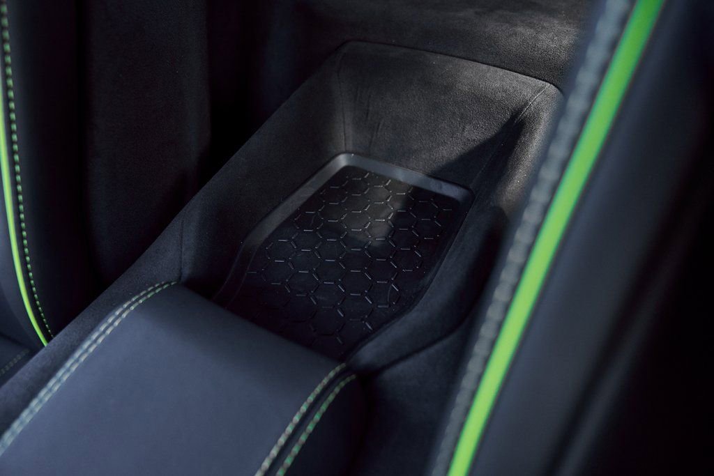 2025 Lamborghini Revuelto Base AWD