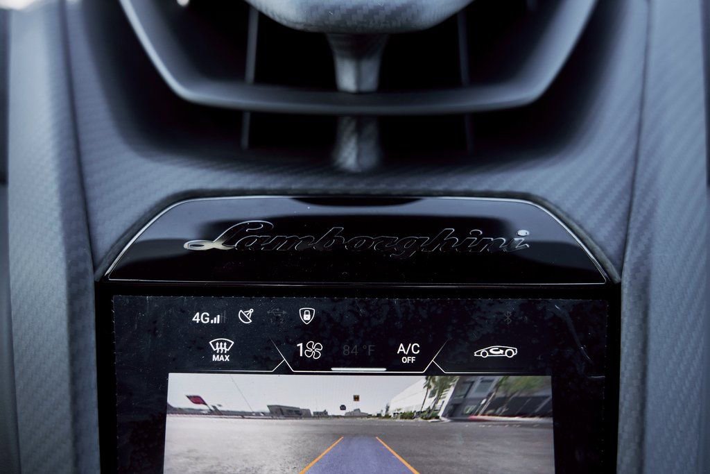 2025 Lamborghini Revuelto Base AWD