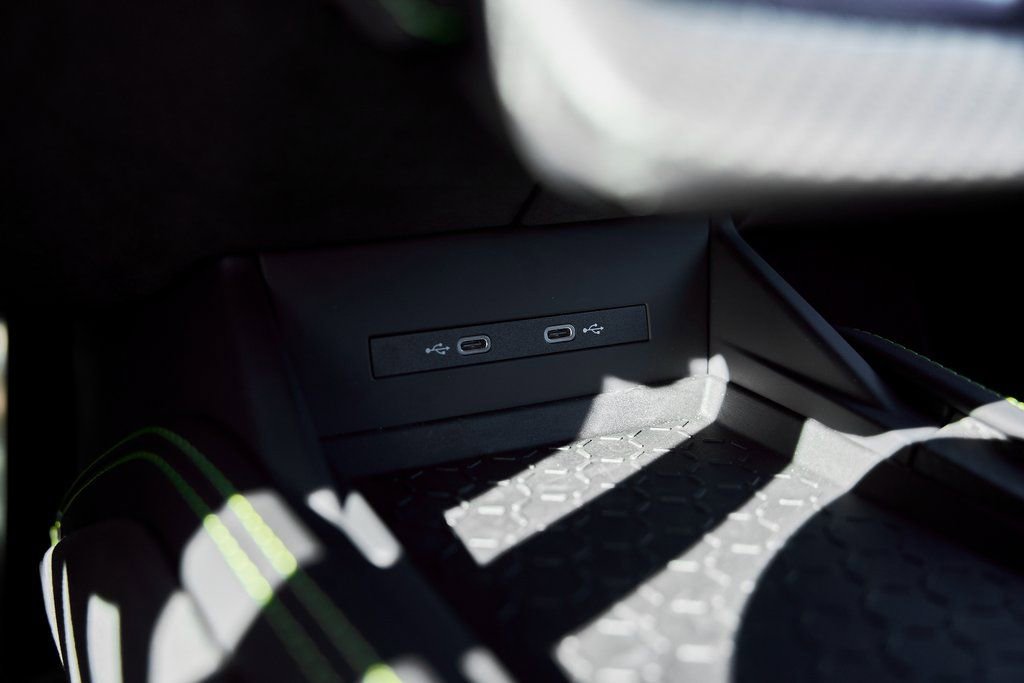 2025 Lamborghini Revuelto Base AWD