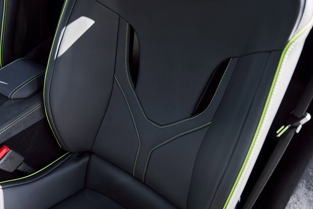 2025 Lamborghini Revuelto Base AWD