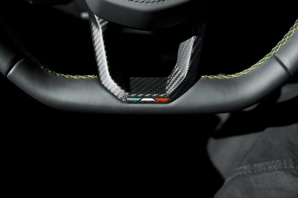 2025 Lamborghini Revuelto Base AWD