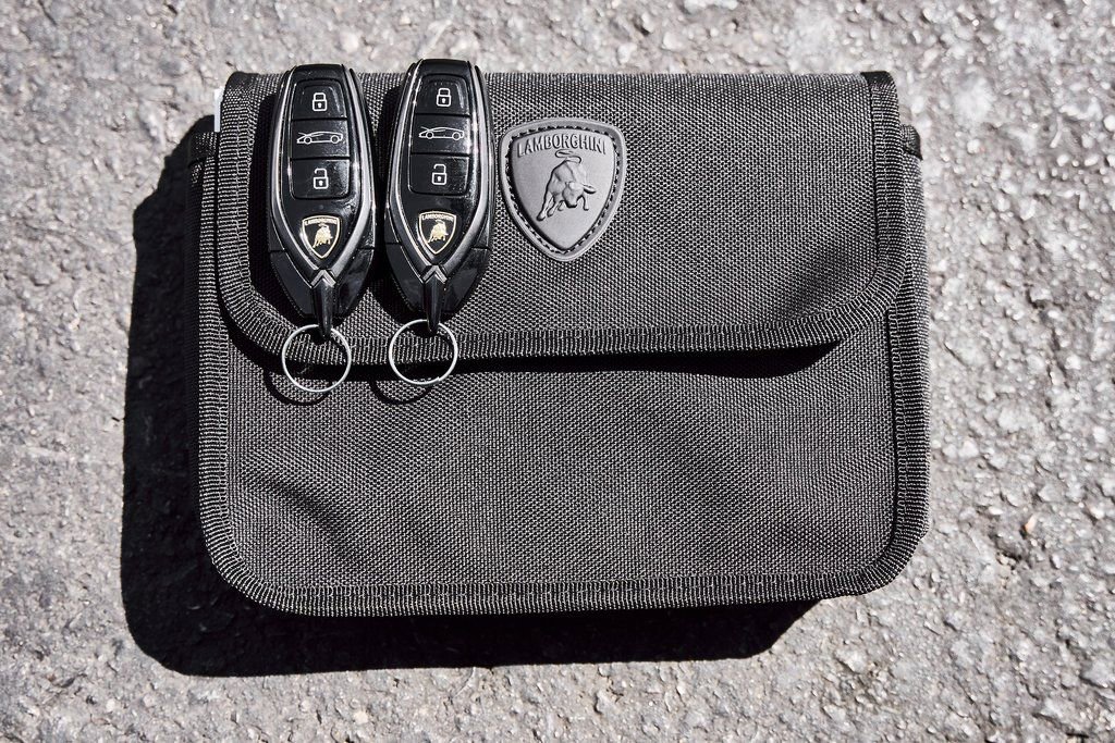 2025 Lamborghini Revuelto Base AWD