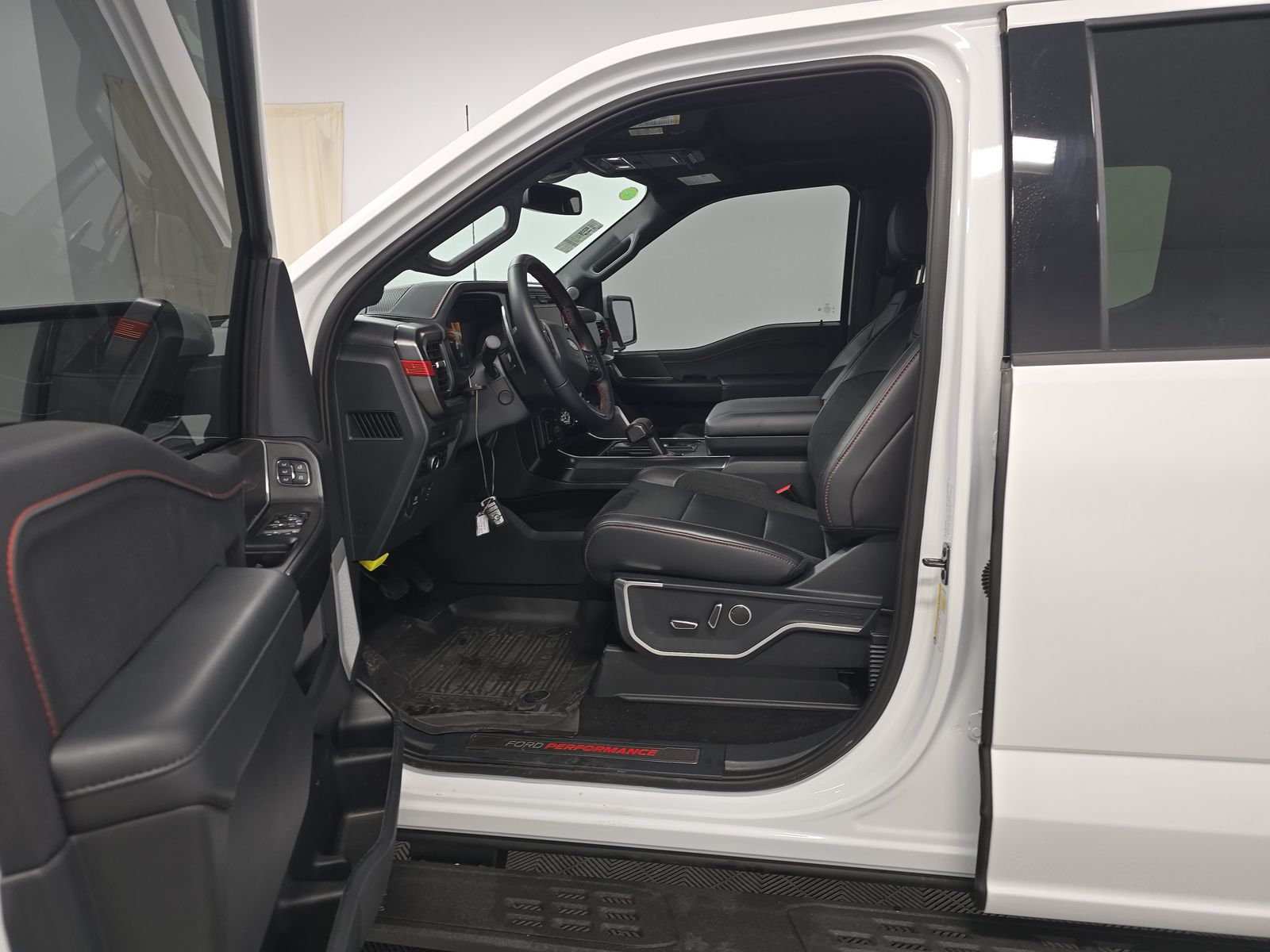 2025 Ford F-150 Raptor AWD