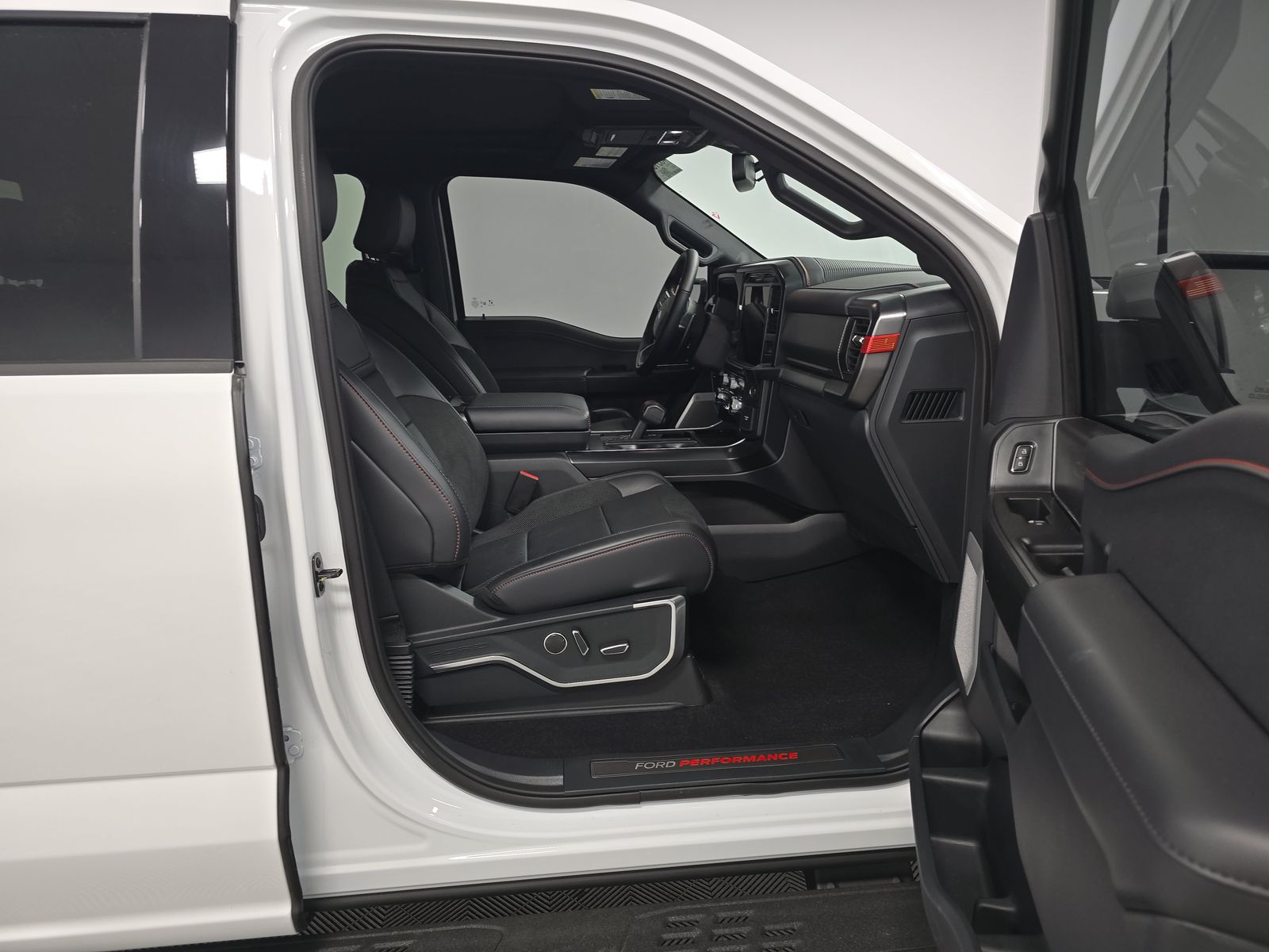 2025 Ford F-150 Raptor AWD