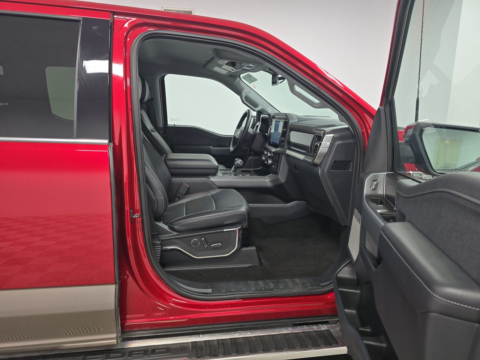 2022 Ford F-150 Lariat AWD