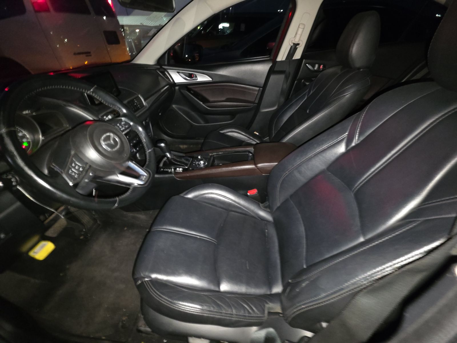 2018 MAZDA MAZDA3 Touring FWD