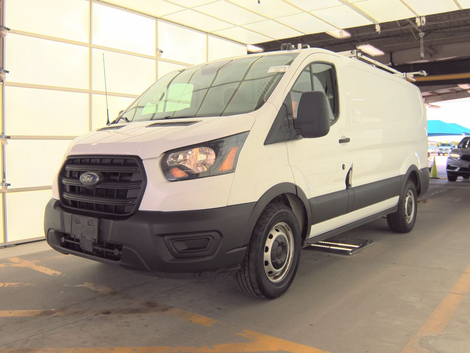 FORD TRANSIT 150 - 1