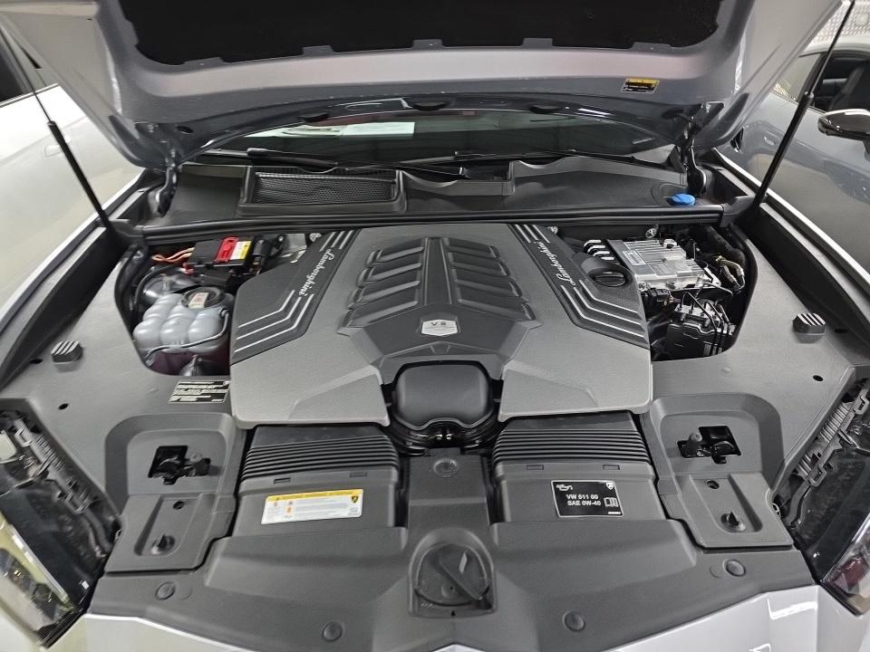 2022 Lamborghini Urus Base AWD