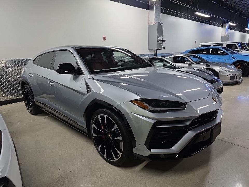 2022 Lamborghini Urus Base AWD