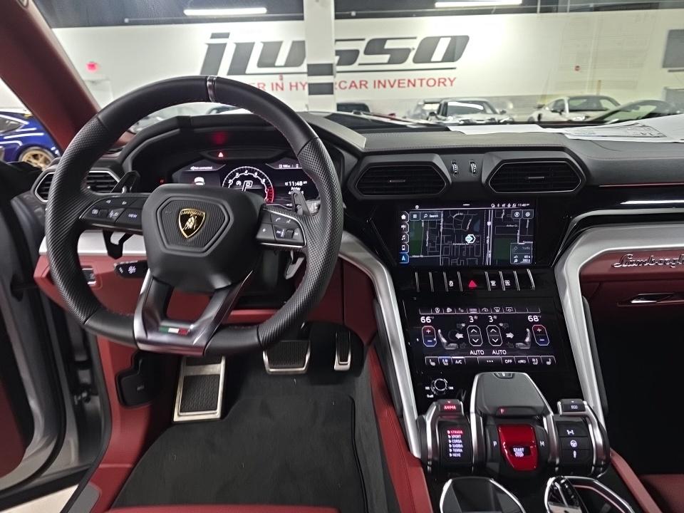 2022 Lamborghini Urus Base AWD