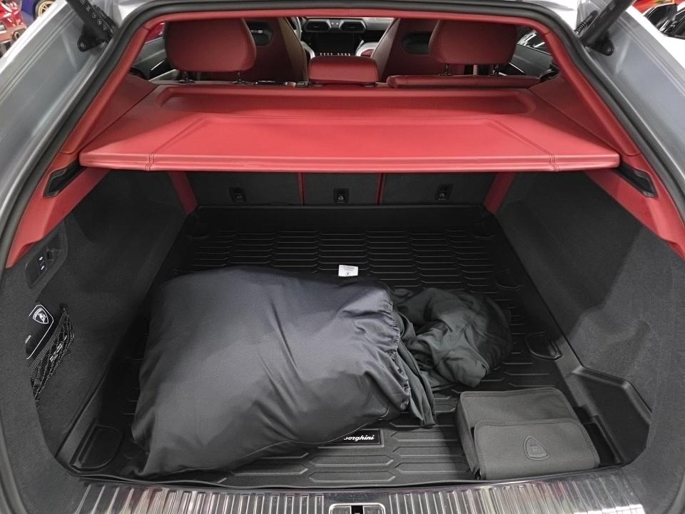 2022 Lamborghini Urus Base AWD