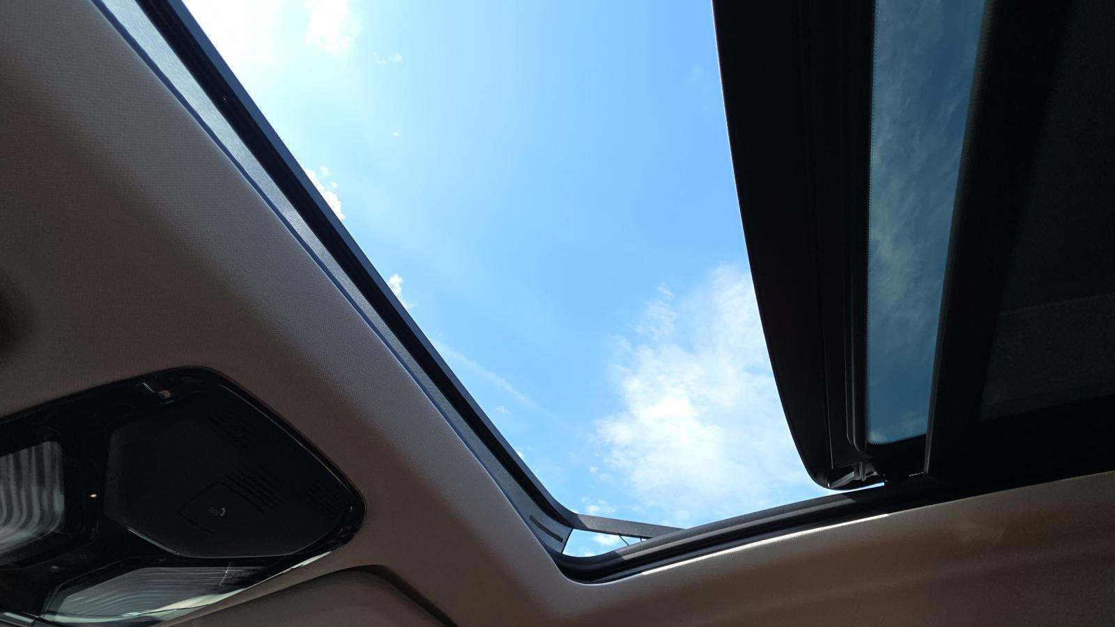 2023 BMW X7 xDrive40i AWD