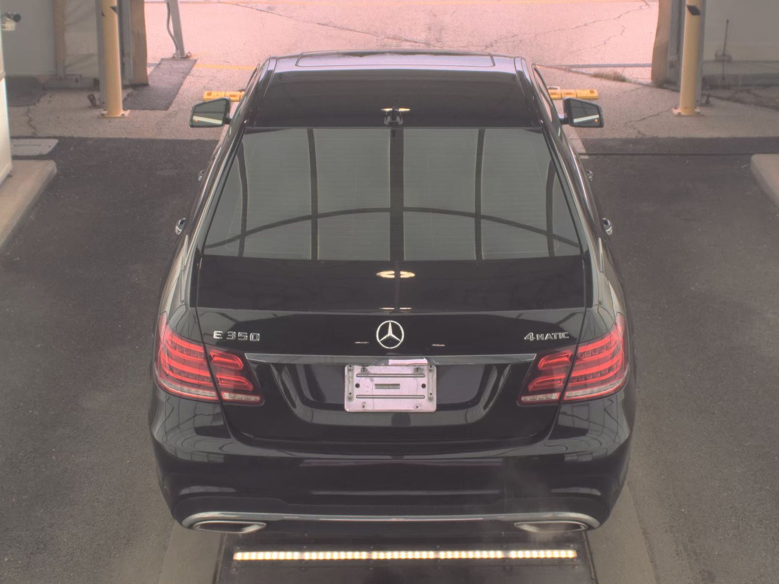MERCEDES-BENZ E-CLASS - 7