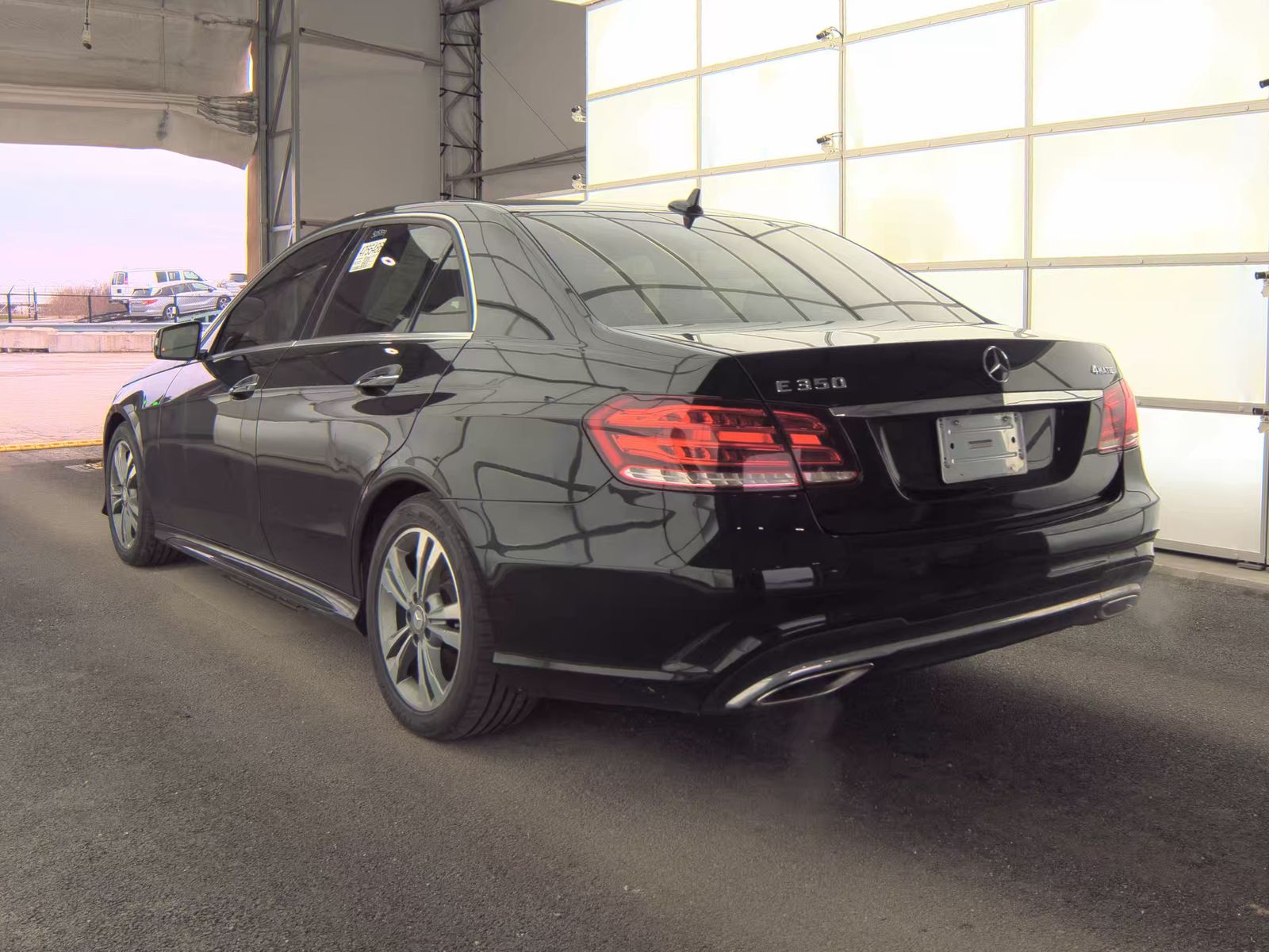 MERCEDES-BENZ E-CLASS - 9