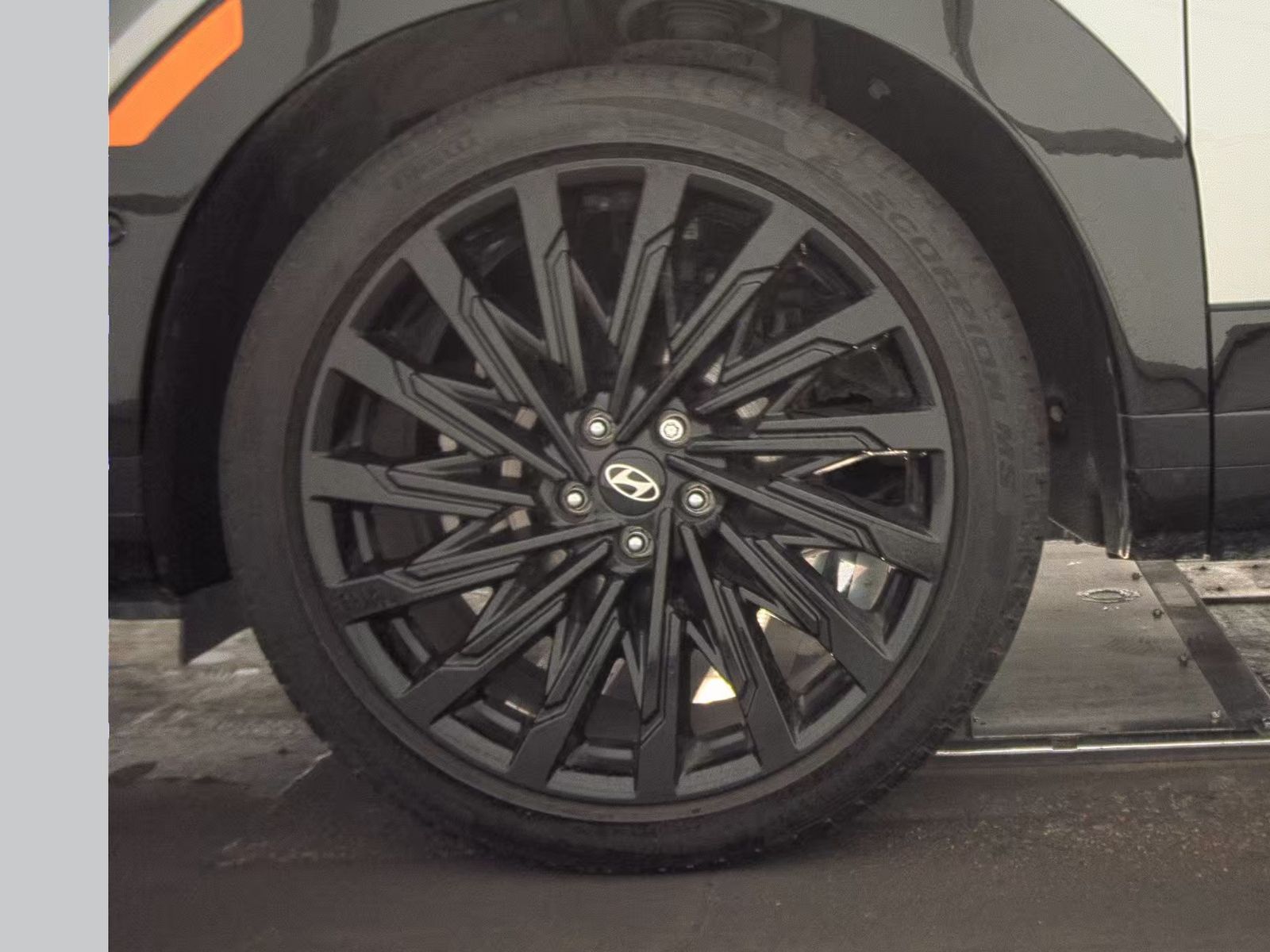 HYUNDAI CALLIGRAPH - 10