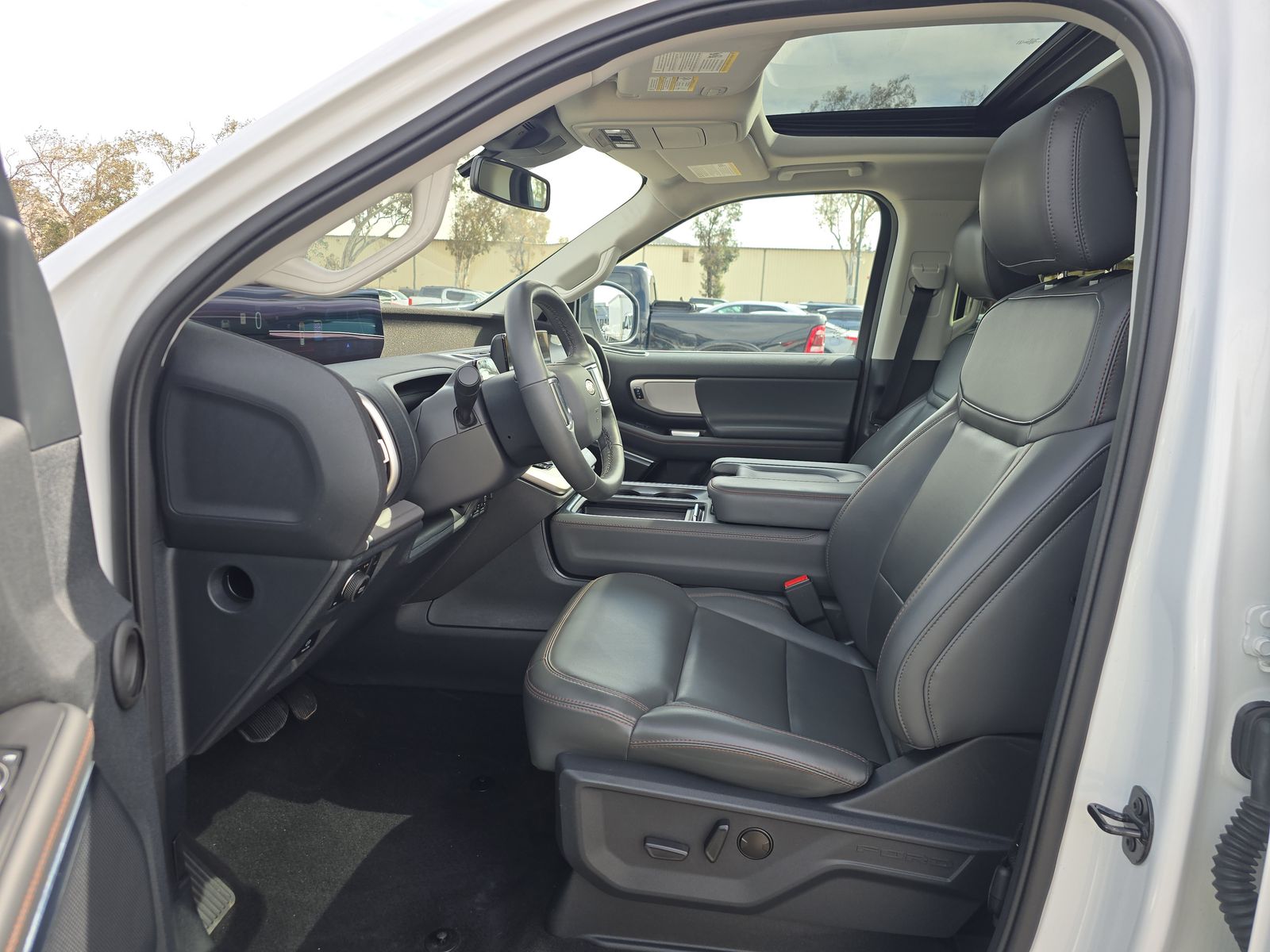 FORD EXPEDITION MAX - 8