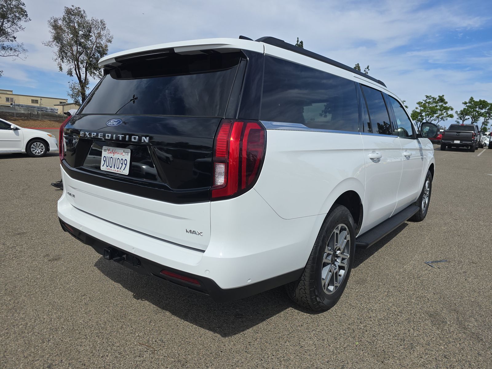 FORD EXPEDITION MAX - 5