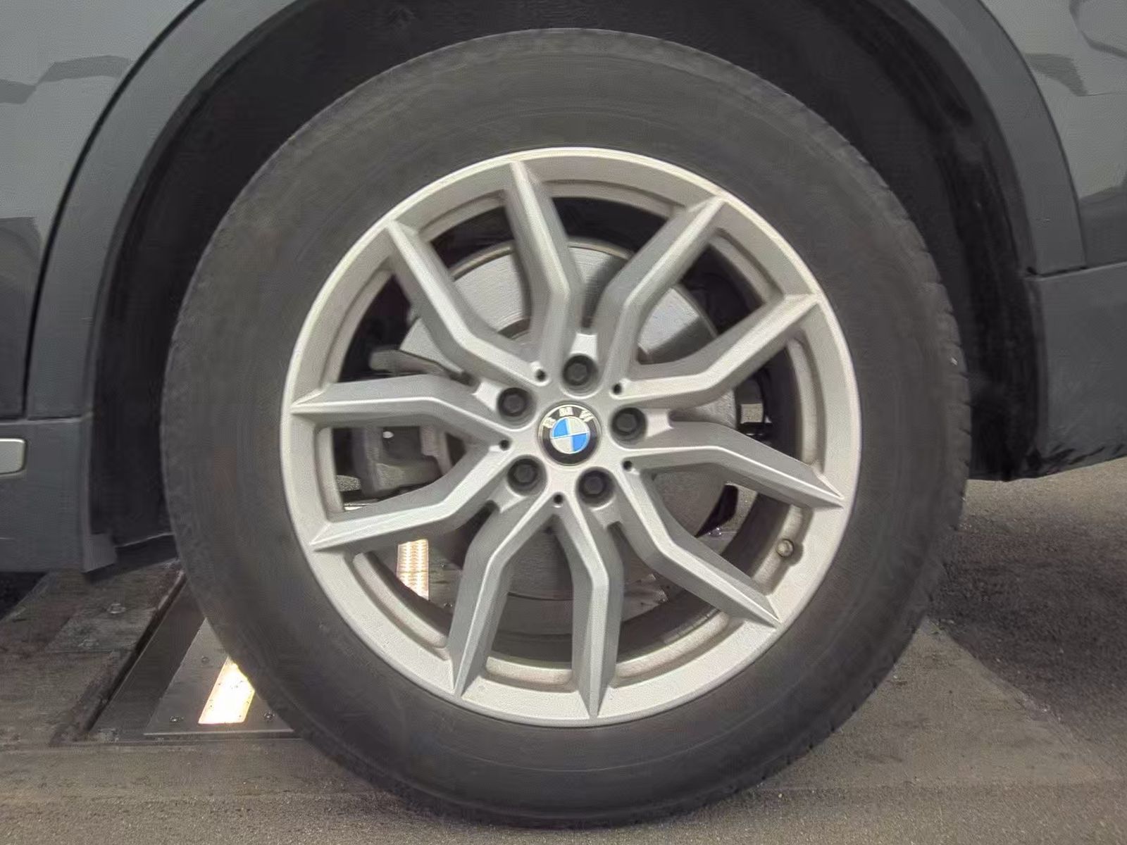 2020 BMW X5 sDrive40i RWD