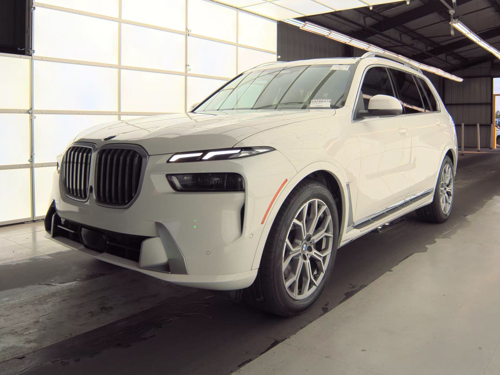 2023 BMW X7 xDrive40i AWD