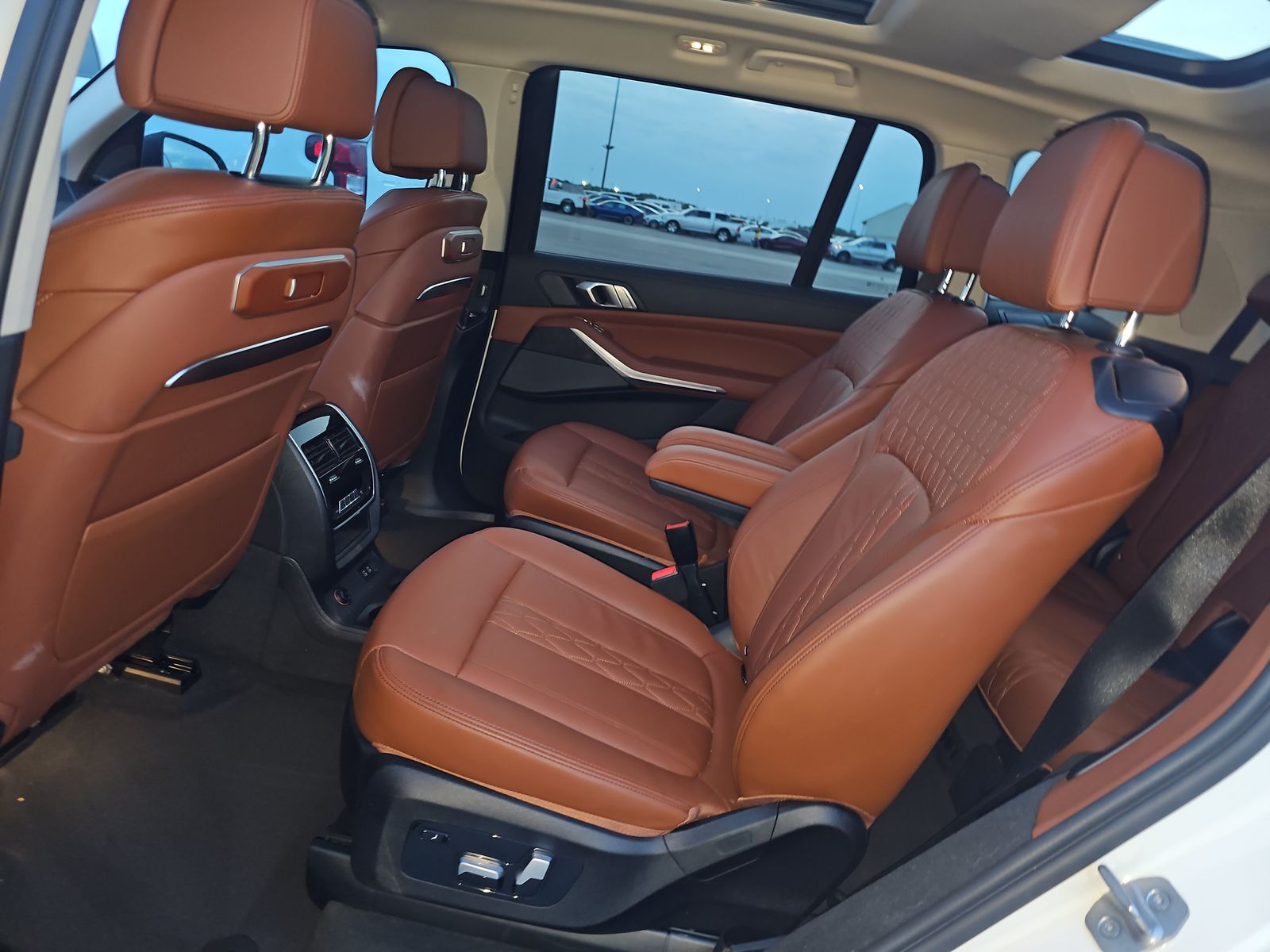 2023 BMW X7 xDrive40i AWD