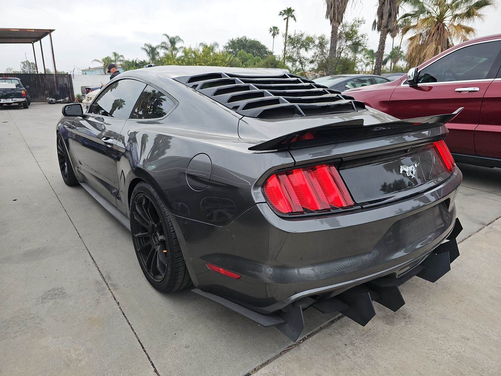 2017 Ford Mustang EcoBoost RWD