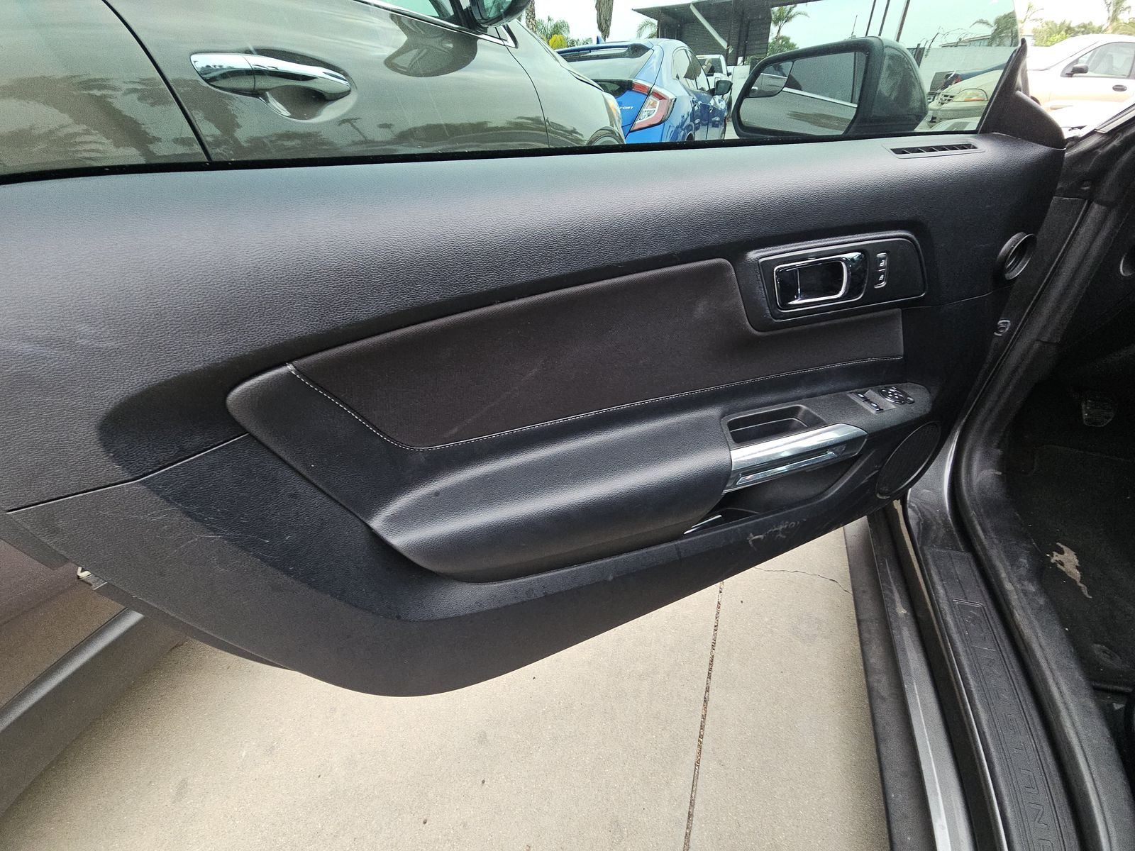 2017 Ford Mustang EcoBoost RWD