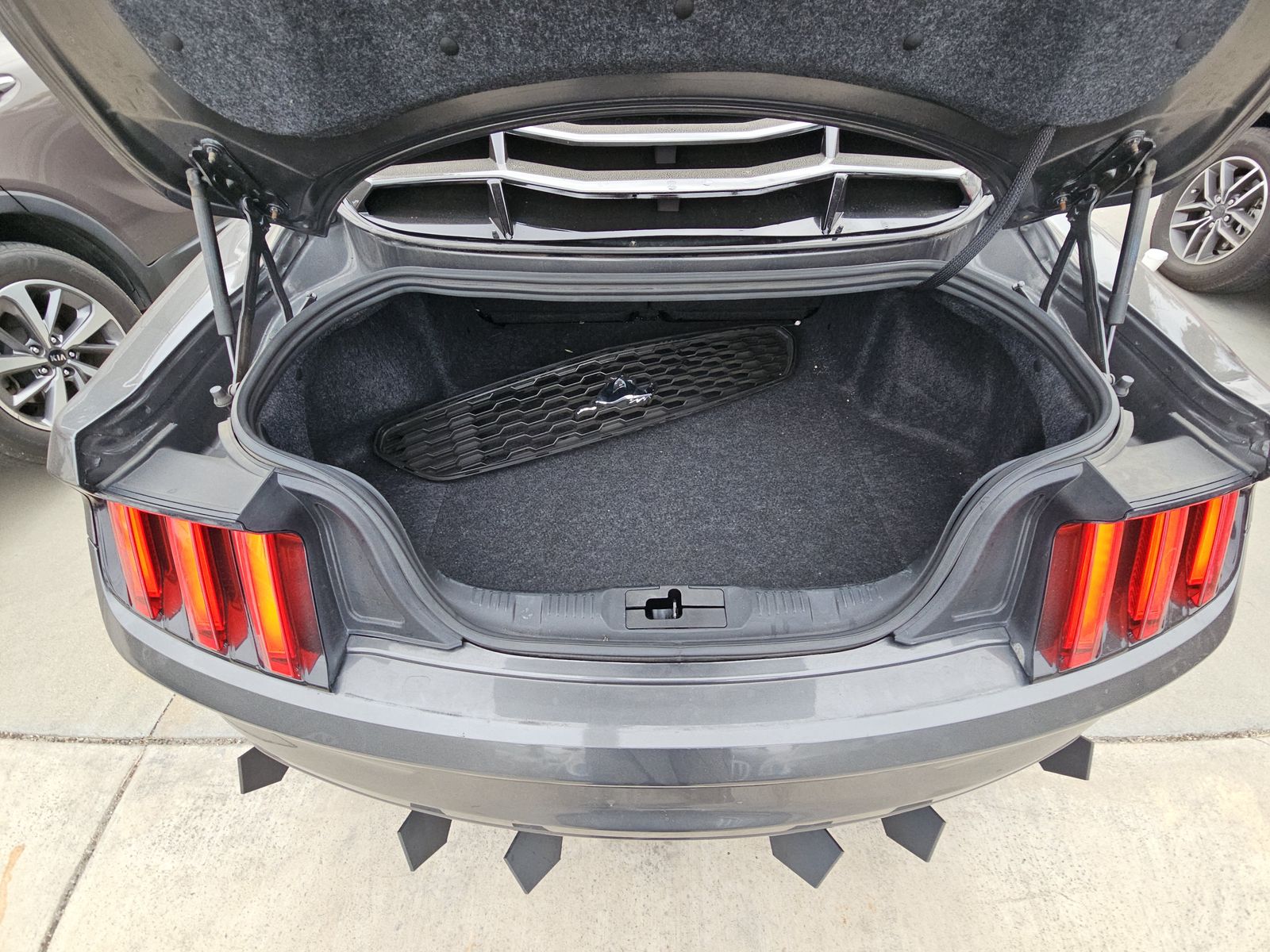 2017 Ford Mustang EcoBoost RWD