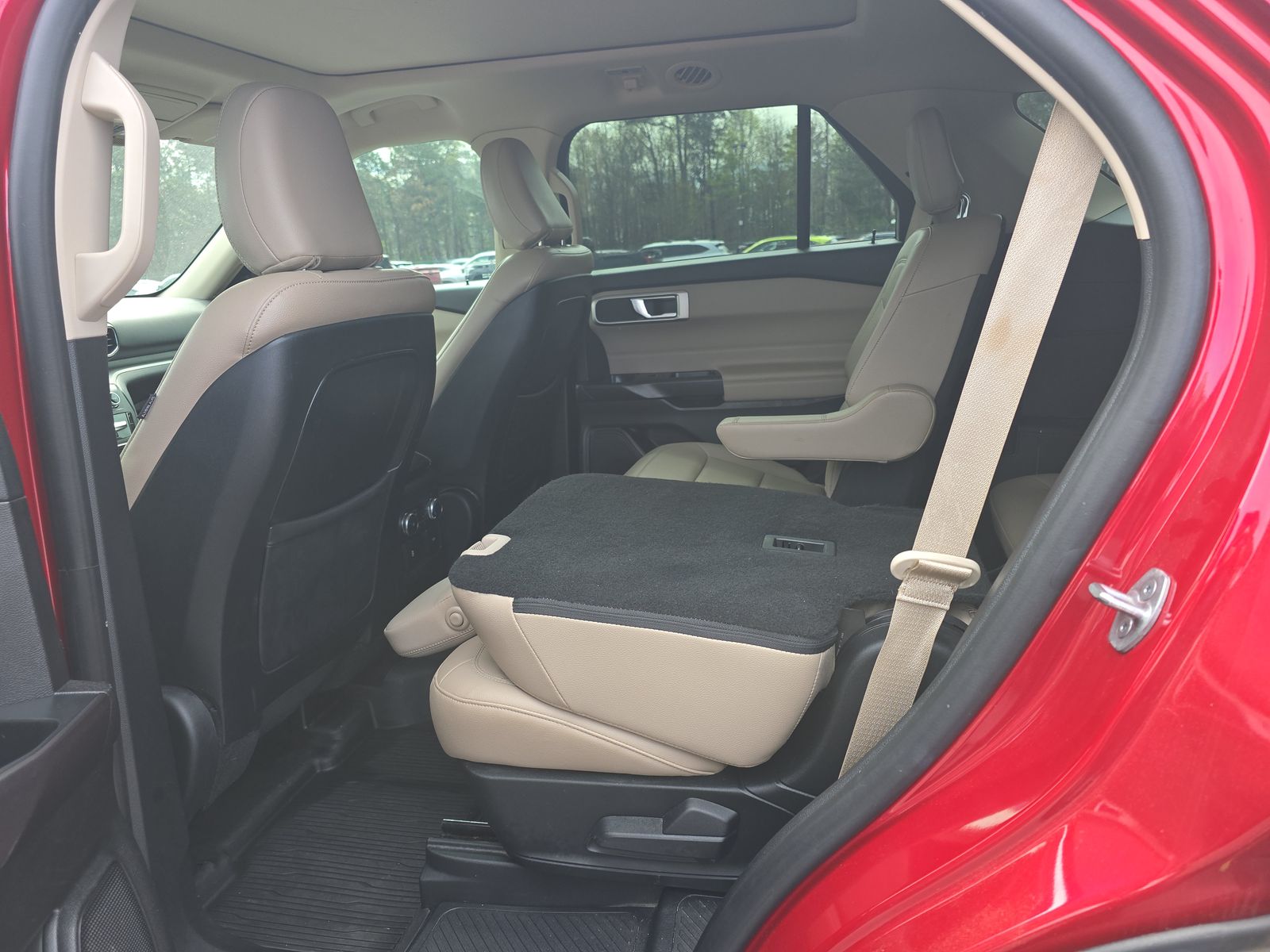 2020 Ford Explorer XLT AWD