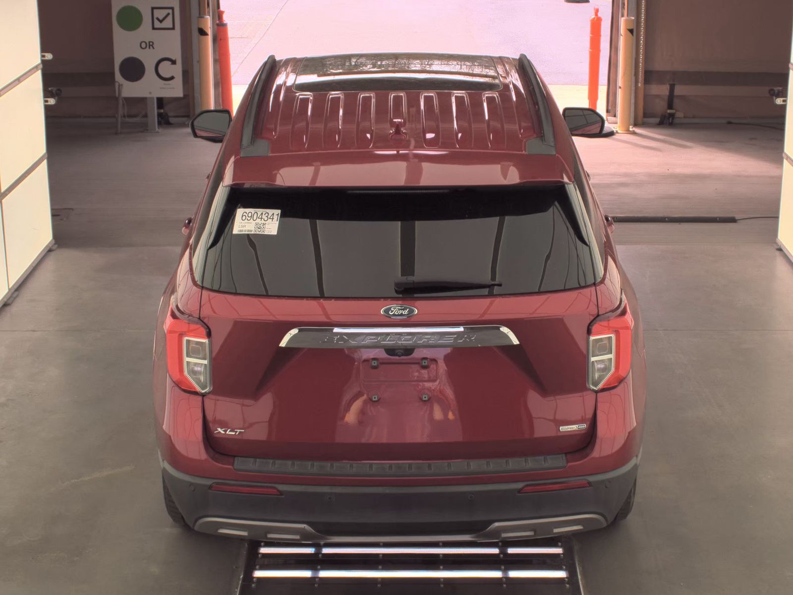 2020 Ford Explorer XLT AWD