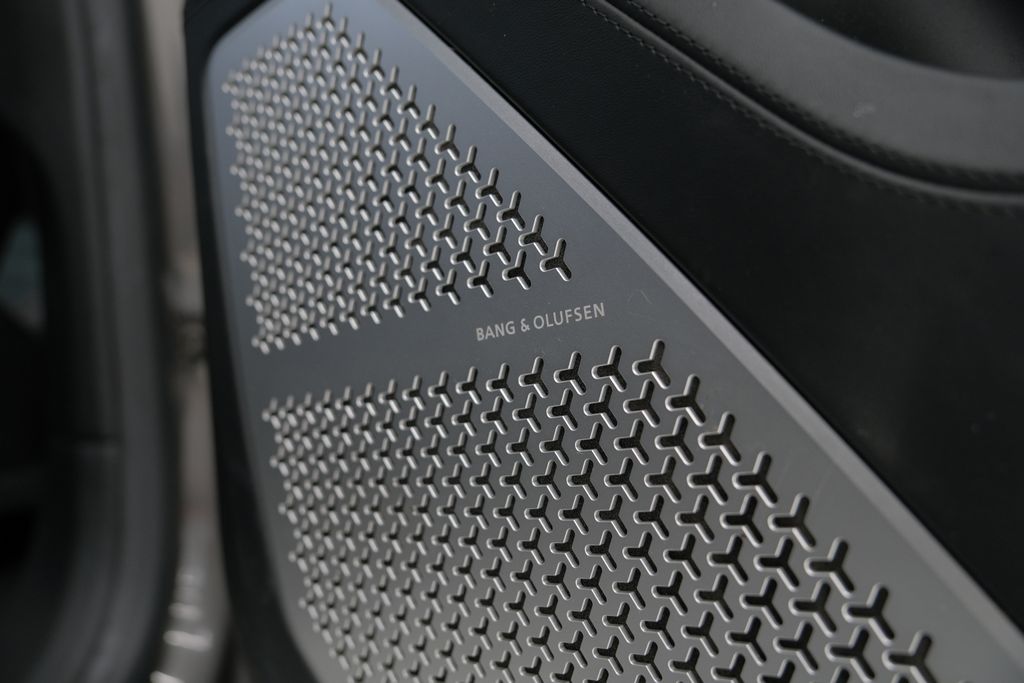 2022 Lamborghini Urus Base AWD