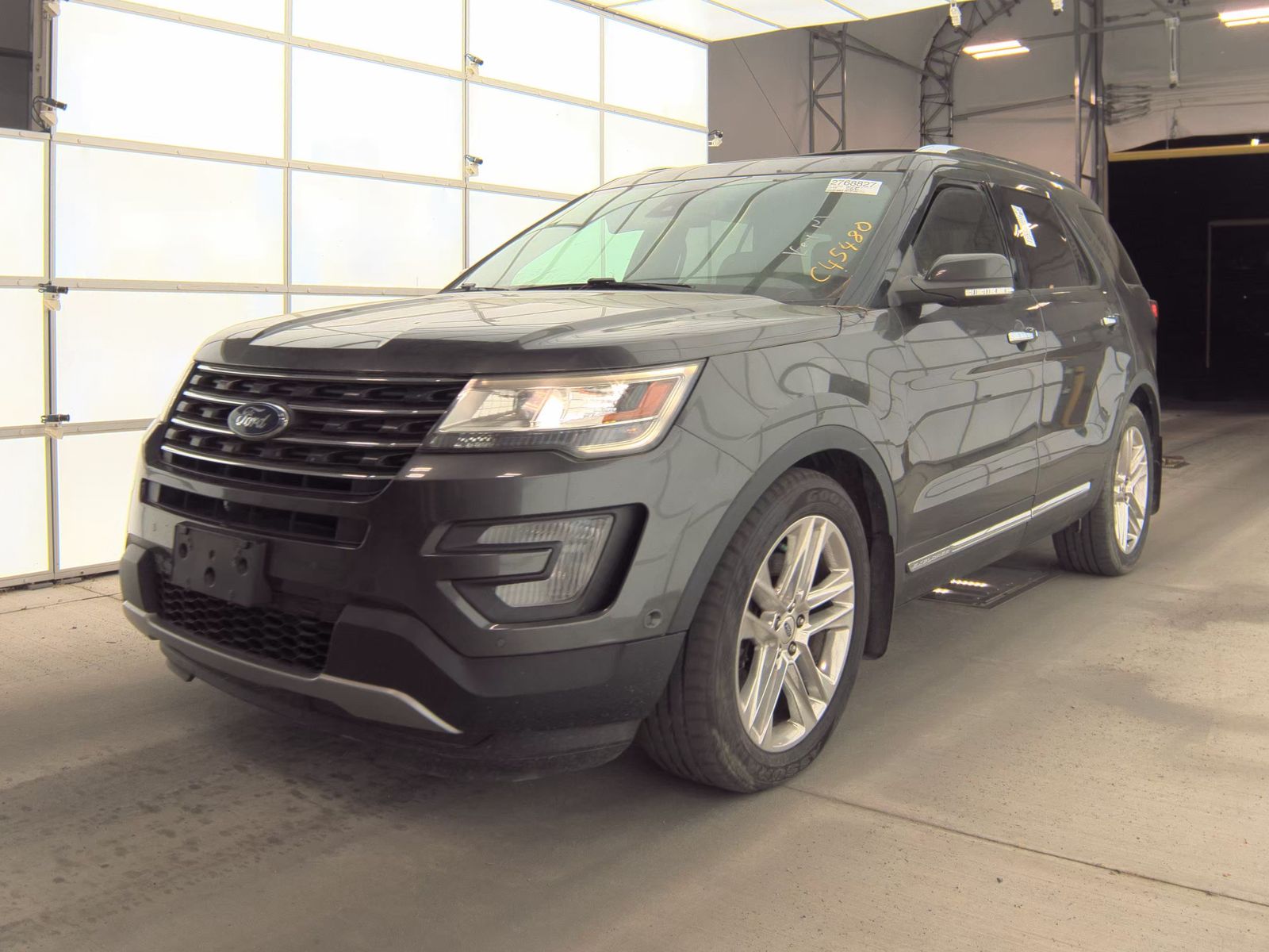 FORD EXPLORER - 1