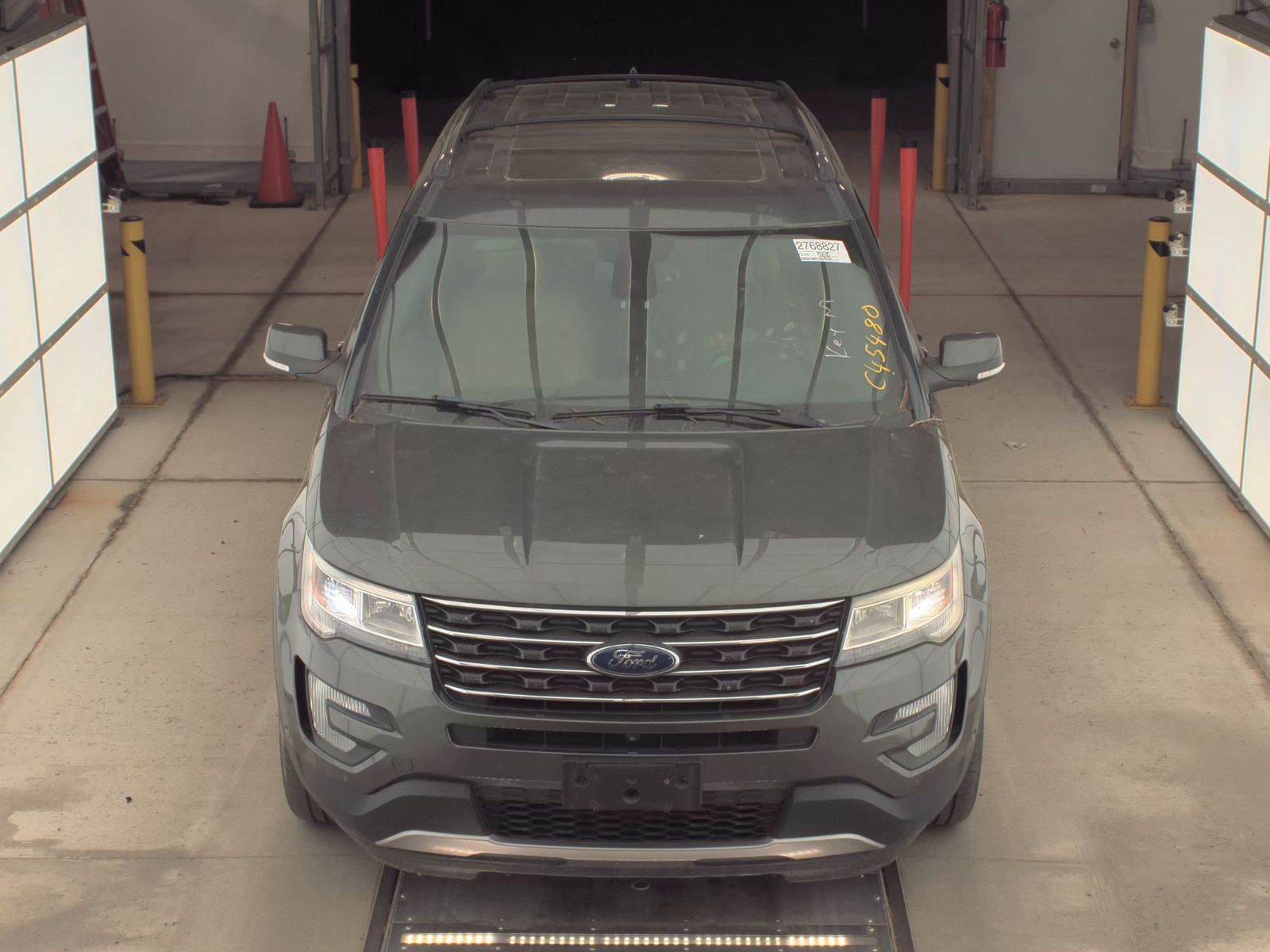 FORD EXPLORER - 3