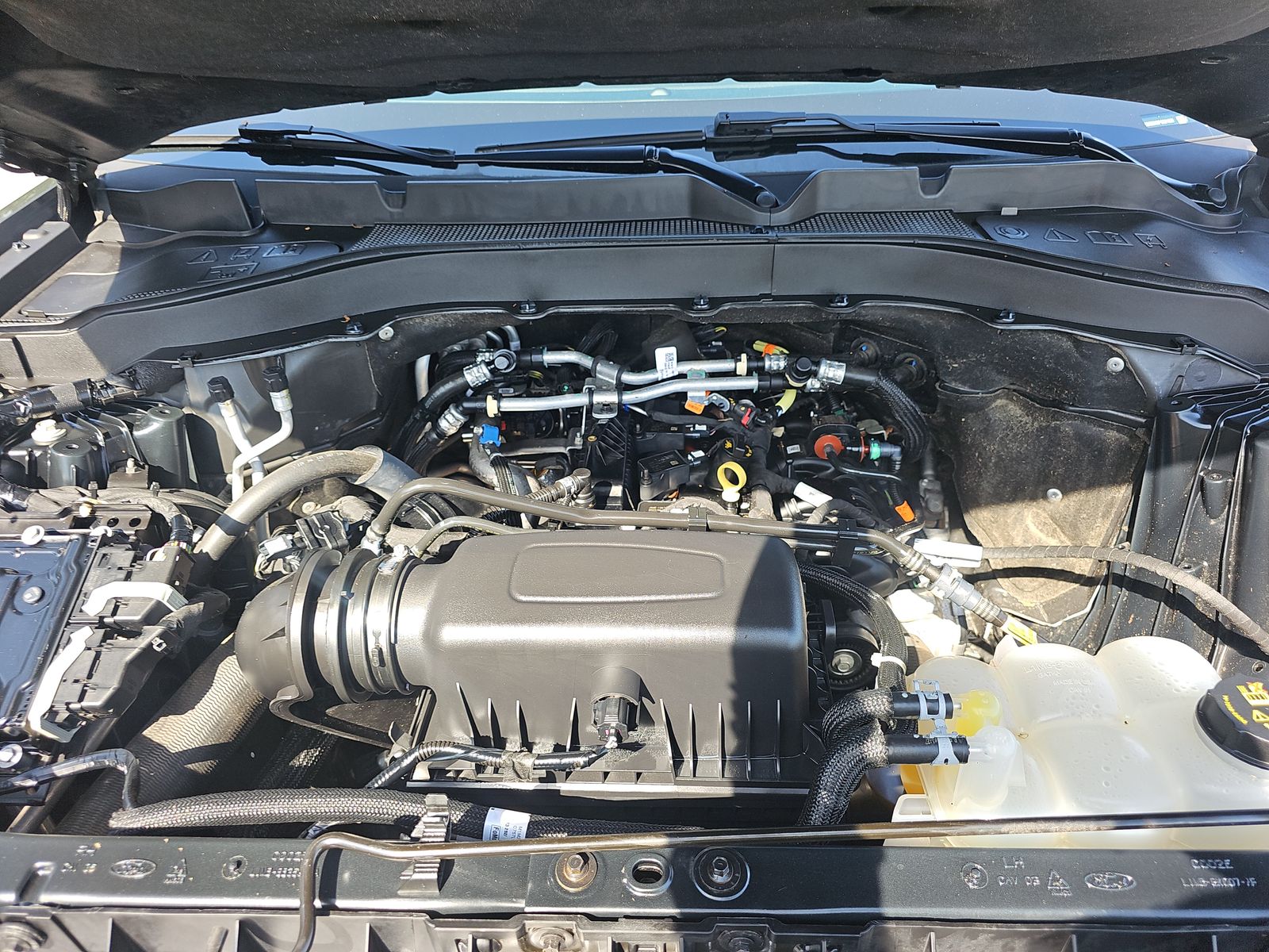 2023 Ford Explorer XLT AWD