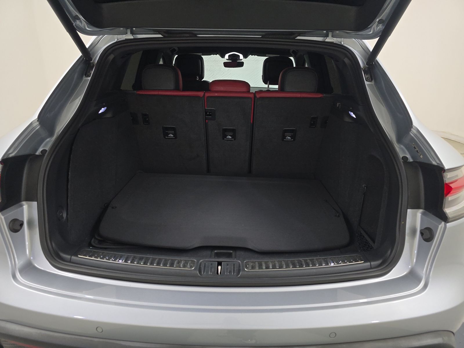 2023 Porsche Macan T AWD