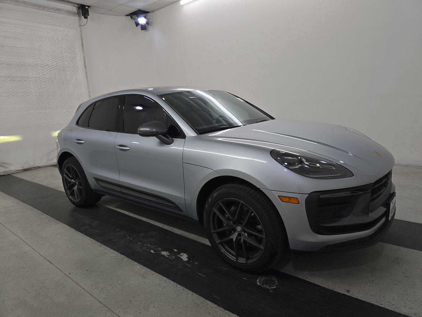 2023 Porsche Macan T AWD