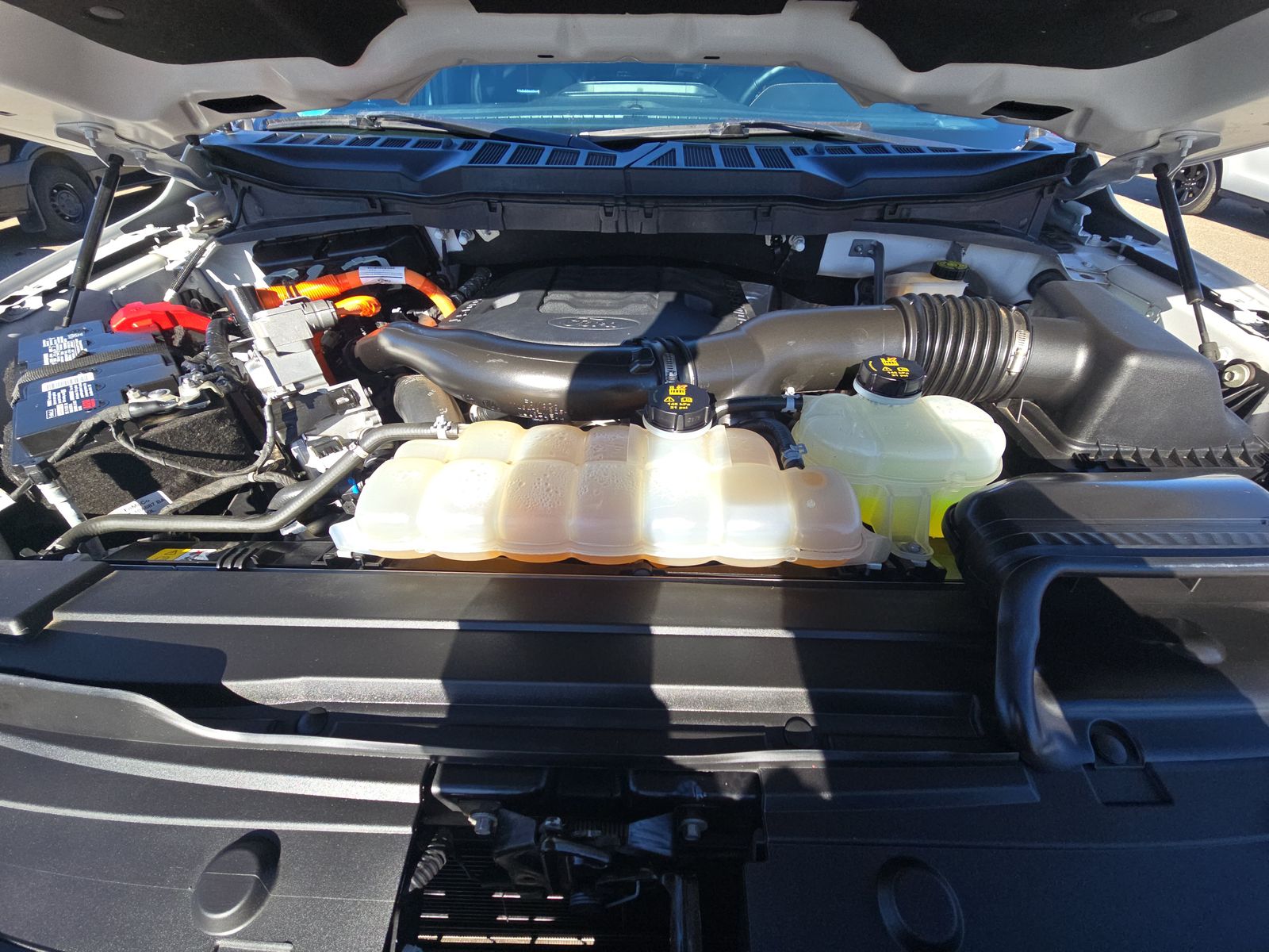 2023 Ford F-150 Hybrid Platinum AWD