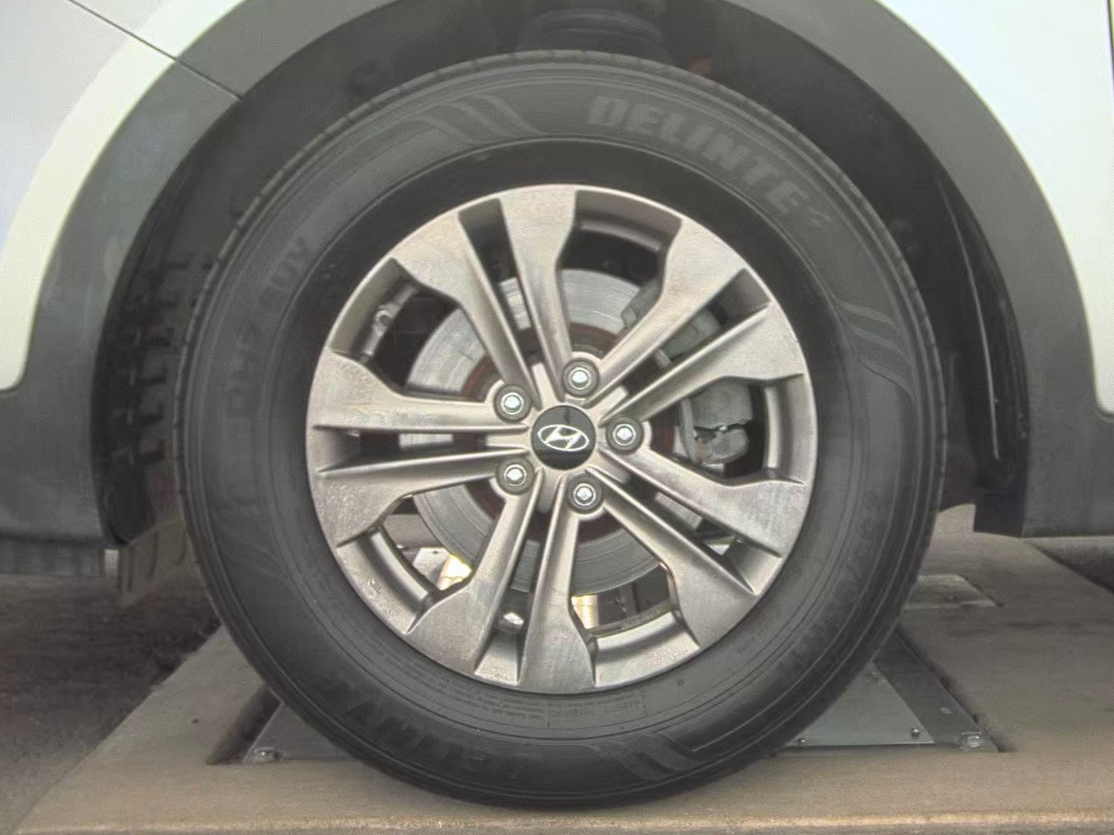 HYUNDAI PREMIUM - 10