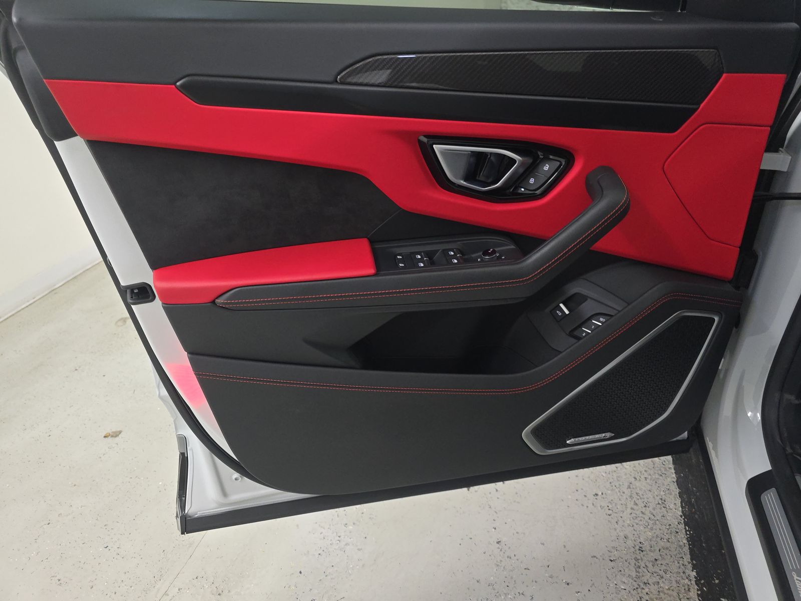 2021 Lamborghini Urus Base AWD